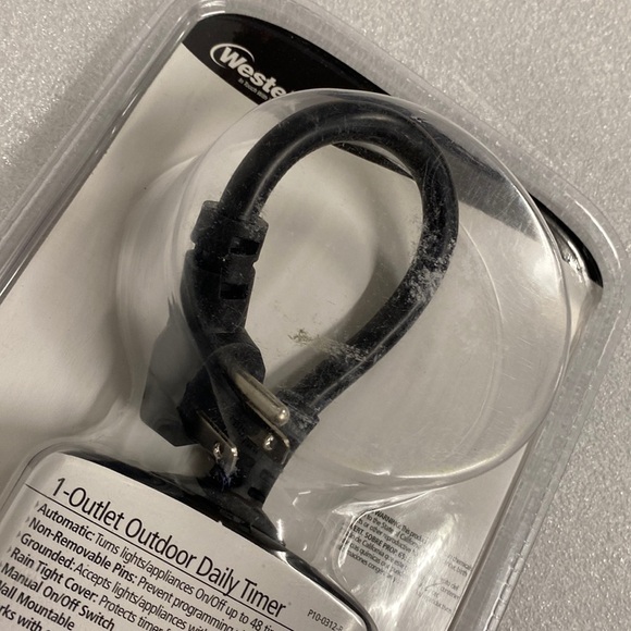 Westek 1-Outlet Outdoor Daily Timer. Grounded outlet, Rain tight cover, 6” cord. - Picture 4 of 5